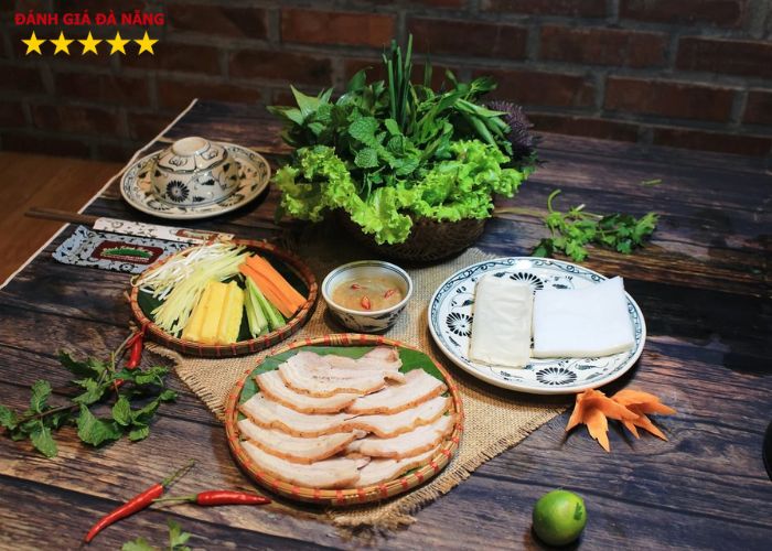 Bánh tráng cuốn thịt heo bà Mua