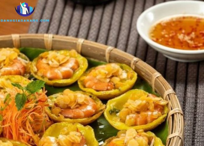 Muốn ăn bánh căn ngon Đà Nẵng ghé ngay Loan Nguyễn